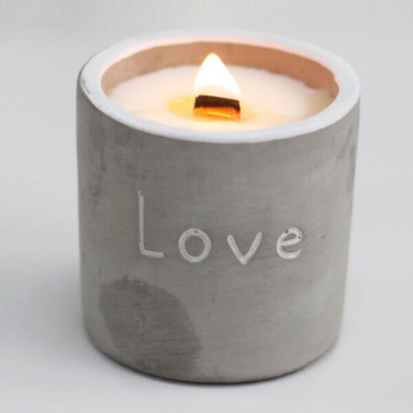 Concrete Wooden Wick Candle – Purple Fig & Casis