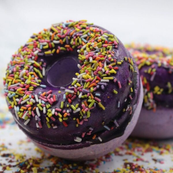 Blackberry & Almond Bath Donut - Image 4