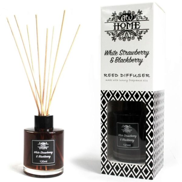 White Strawberry & Blackberry Reed Diffuser