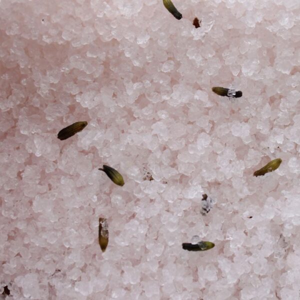 Relax Himalayan Bath Salt Blend - Image 3