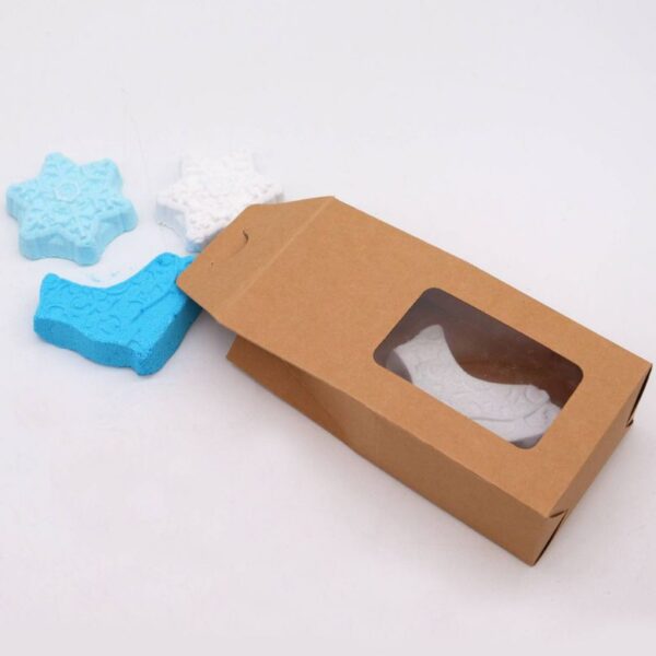 Break the Ice Christmas Bath Bomb Gift Pack - Image 2